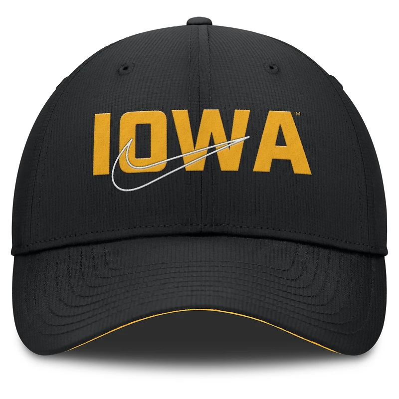 Casquette ajustable Nike Iowa Hawkeyes Club Prep Performance pour homme, noire