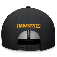 Casquette Nike noire Iowa Hawkeyes On-Field Pro Bill Snapback pour homme