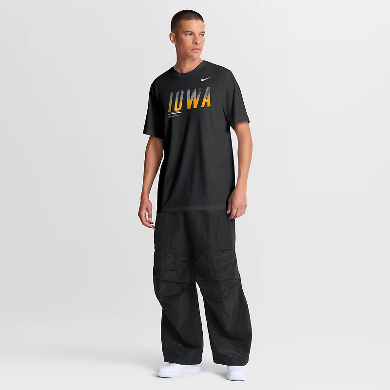 T-shirt Nike Dri-FIT noir pour homme Iowa Hawkeyes Sideline Legend