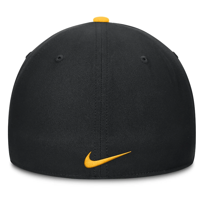 Casquette Nike Iowa Hawkeyes 2025 Sideline Rise Local Performance Flex pour homme, couleur or/noir