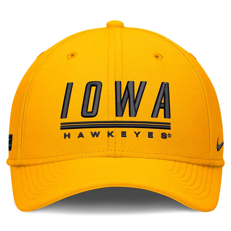 Casquette Nike Gold Iowa Hawkeyes Game Day Rise Swooshflex pour homme