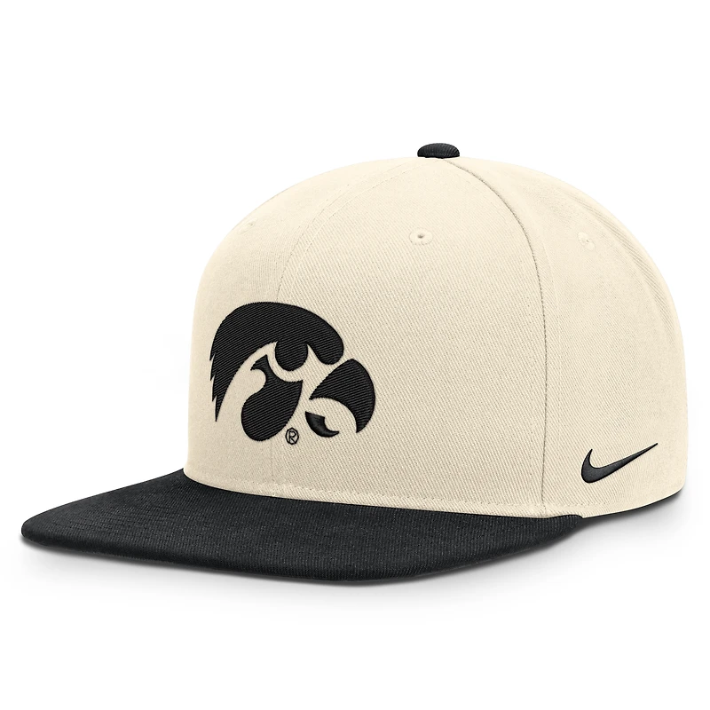 Casquette unisexe Nike Campus Prep Snapback naturelle/noire Iowa Hawkeyes