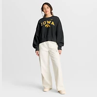 Sweat-shirt oversize noir Iowa Hawkeyes Phoenix Arch pour femme Nike