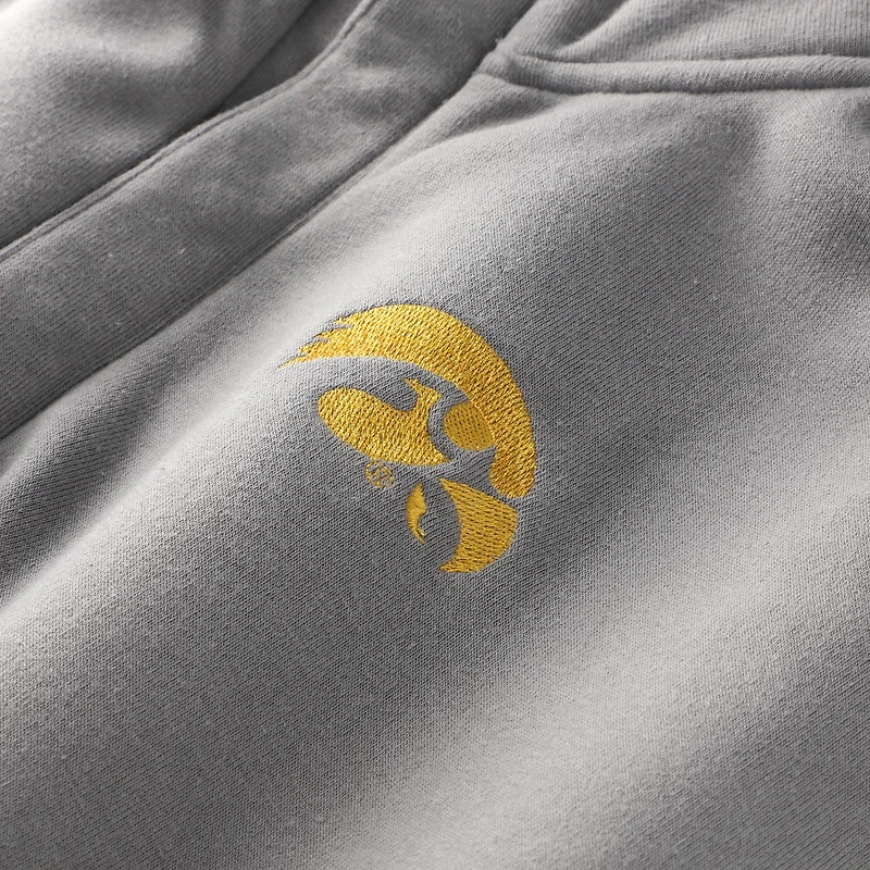Women's ZooZatz  Gray Iowa Hawkeyes Cropped Powerhouse Half-Snap Sweatshirt