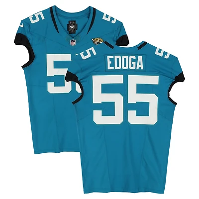 Maillot Nike turquoise n° 55 porté par Chuma Edoga, des Jaguars de Jacksonville, lors du match contre les Seahawks de Seattle le 12 octobre 2025.