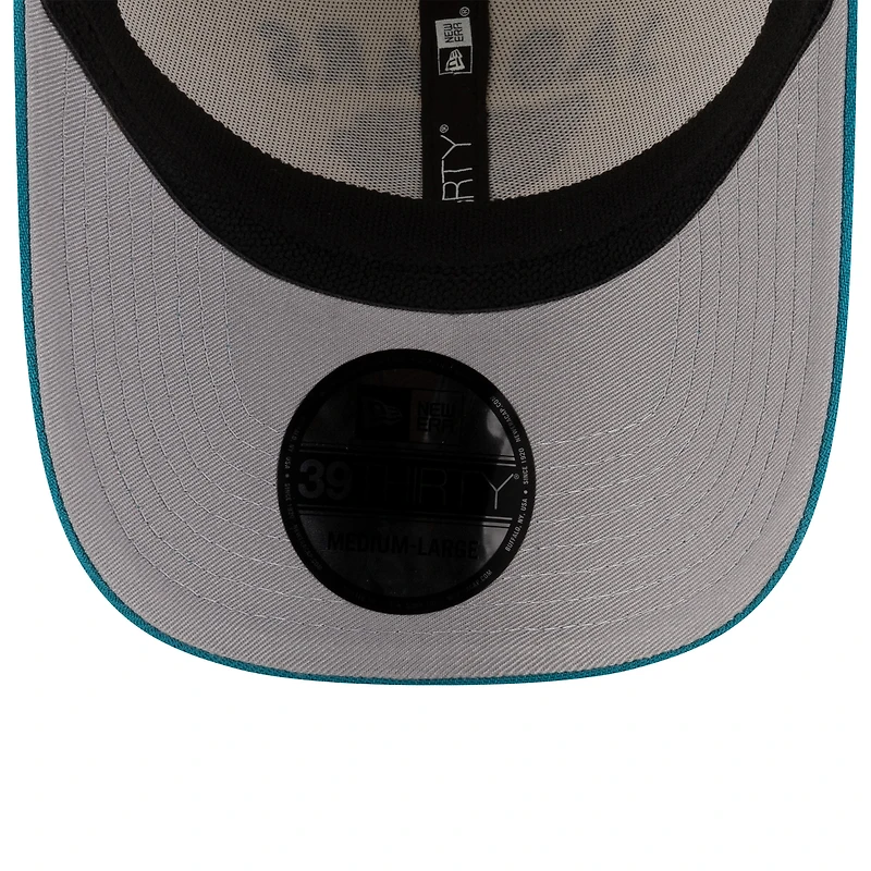 Casquette New Era 39THIRTY Flex crème/bleu sarcelle pour homme des Jaguars de Jacksonville, draft NFL 2025