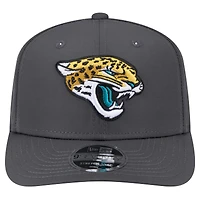 Casquette extensible à boutons-pression Jacksonville Jaguars 9SEVENTY de New Era pour homme en graphite