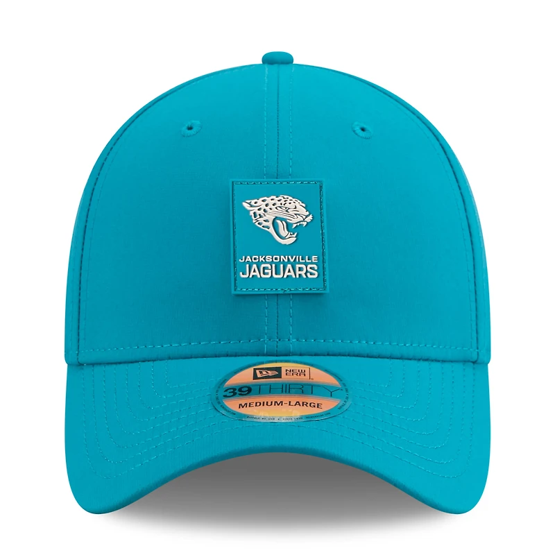 Men's New Era Teal Jacksonville Jaguars 2025 Sideline 39THIRTY Flex Hat