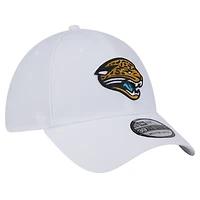 Men's New Era White Jacksonville Jaguars Throwback 39THIRTY Flex Hat