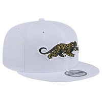 V107988 JAG WHI TB Crawl NFL Standard 9FIFTY HATMENSNP 70868770 #1