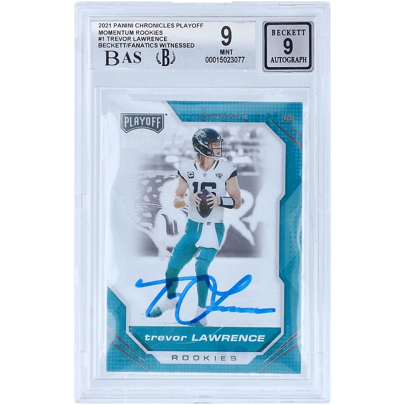 Panini America Trevor Lawrence Jacksonville Jaguars Autographié 2021 Panini Chronicles Playoff Momentum #PMR-1 Beckett Fanatics Witnessed Authenticated 9/9 Rookie Card - Centrage 9 Coins 9 Bords 9 Surface 8.5