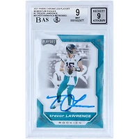 Panini America Trevor Lawrence Jacksonville Jaguars Autographié 2021 Panini Chronicles Playoff Momentum #PMR-1 Beckett Fanatics Witnessed Authenticated 9/9 Rookie Card - Centrage 9 Coins 9 Bords 9 Surface 8.5