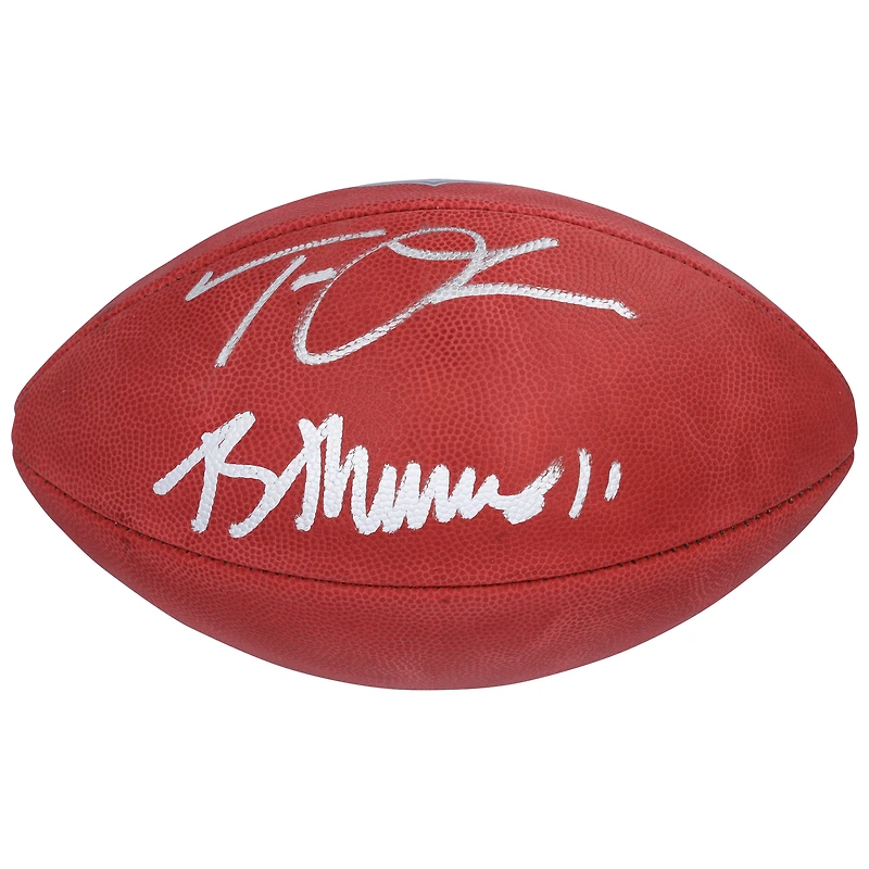 Ballon de football Wilson Duke en couleur autographié par Trevor Lawrence et Brian Thomas Jr. des Jaguars de Jacksonville