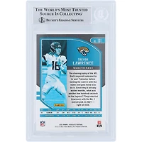 Carte de recrue authentifiée 2021 Panini Absolute #101 signée Trevor Lawrence Jacksonville Jaguars par les fanatiques de Beckett avec l'inscription « 1ère victoire NFL 17/10/21 »