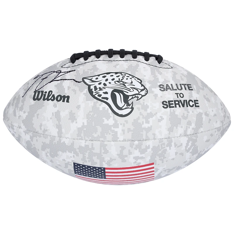 Trevor Lawrence Jacksonville Jaguars autographié 2024 Salute To Service Wilson Football