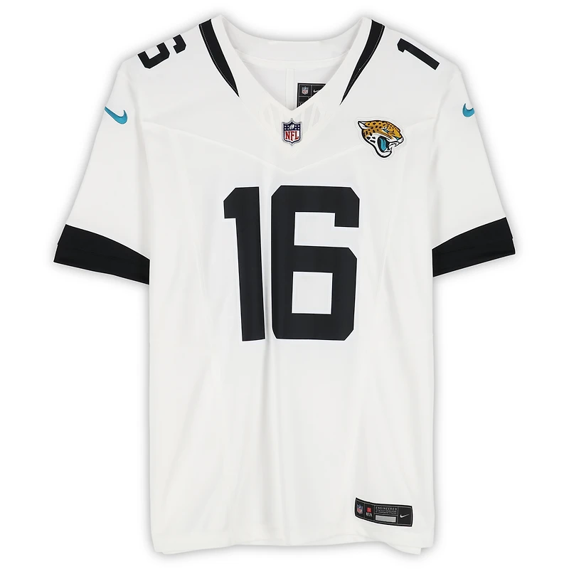 Maillot Nike Vapor F.U.S.E. blanc en édition limitée, autographié par Trevor Lawrence des Jaguars de Jacksonville