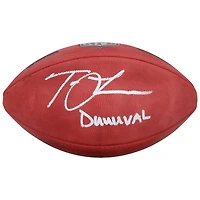 Ballon de football américain Wilson Duke en couleurs, autographié par Trevor Lawrence des Jaguars de Jacksonville, avec inscription « Duuuval ».