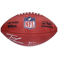 Ballon de football professionnel Wilson Duke en couleur autographié par Trevor Lawrence des Jacksonville Jaguars avec l'inscription « 2021 #1 PICK »