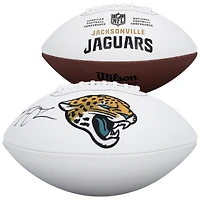Ballon de football Wilson White Panel autographié par Trevor Lawrence des Jaguars de Jacksonville