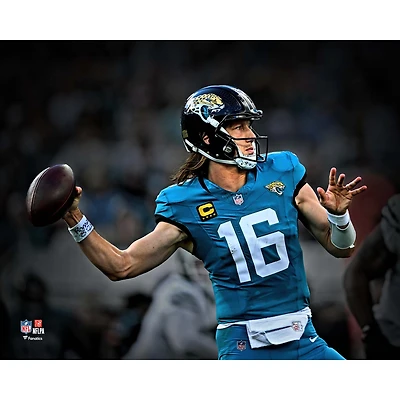 Trevor Lawrence Jacksonville Jaguars Unsigned 2025 Week 15 Throwing Spotlight Photograph