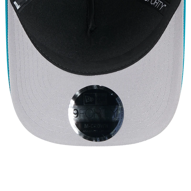 Casquette ajustable New Era 9FORTY A-Frame M-Crown noire/bleu sarcelle pour jeunes des Jaguars de Jacksonville, draft NFL 2025