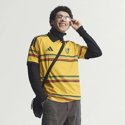 Maillot domicile authentique adidas jaune de l'équipe nationale jamaïcaine 2026 pour hommes