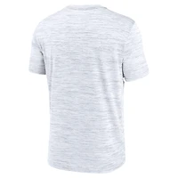 T-shirt Nike Velocity Legend blanc James Madison Dukes pour homme