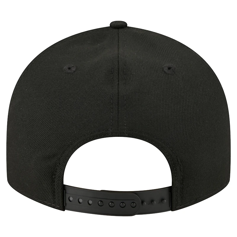 Casquette snapback New Era 9FIFTY noire pour homme, modèle Joey Logano, avec aigle et drapeau patriotiques.