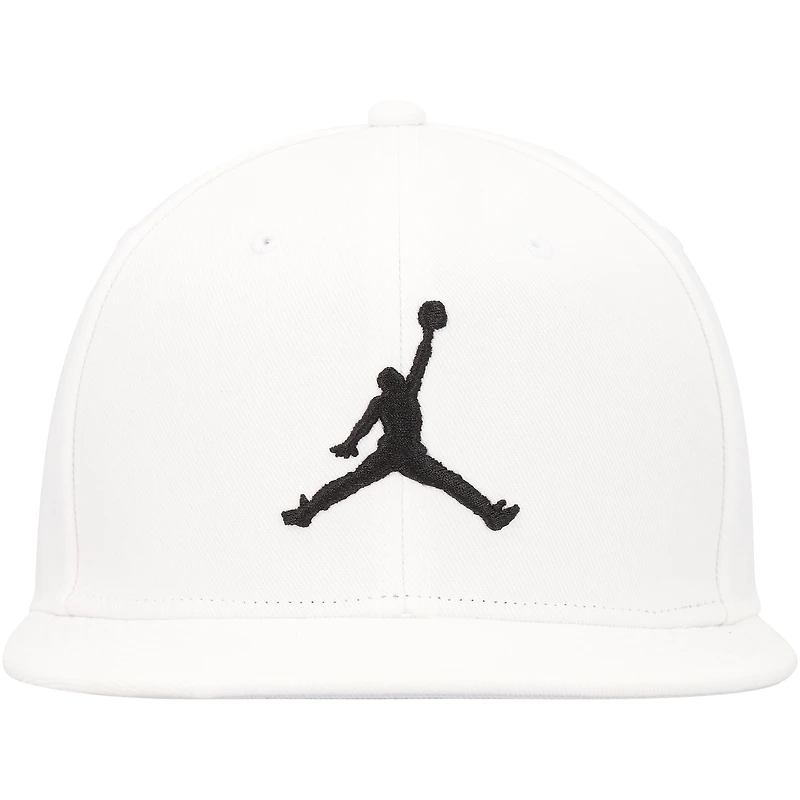 Men's Jordan Brand White Pro Jumpman Snapback Hat