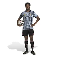 Men's adidas  Black Juventus 2025/26 Pre-Match Training Jersey