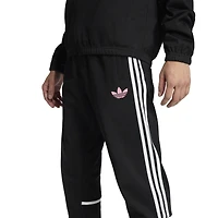 Men's adidas Black Juventus Lifestyler Track Pants