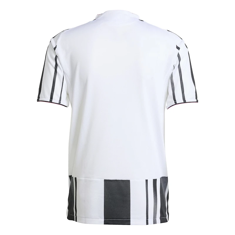 Men's adidas White Juventus 2025/26 Home Authentic Jersey