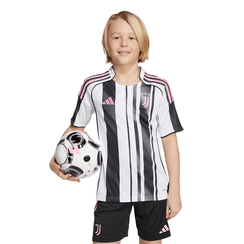 Youth adidas White Juventus 2025/26 Home Replica Jersey