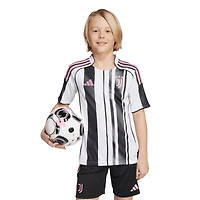 Youth adidas White Juventus 2025/26 Home Replica Jersey