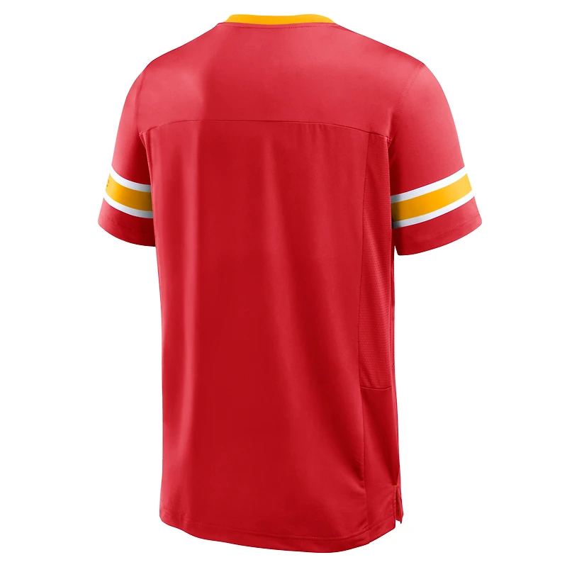 T-shirt col V Premium Hashmark Fanatics rouge Kansas City Chiefs pour homme