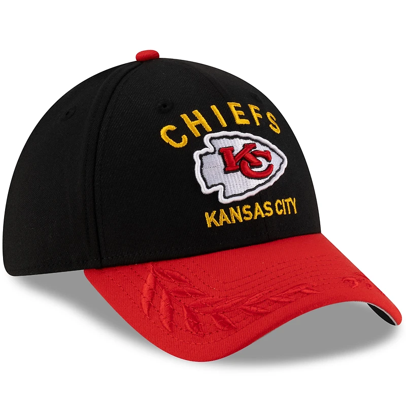 Men's New Era Black/Red Kansas City Chiefs 2025 NFL Draft 39THIRTY Flex Hat