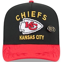 Casquette ajustée New Era 59FIFTY noire/rouge pour homme, modèle A-Frame, draft NFL 2025, Kansas City Chiefs, sur scène