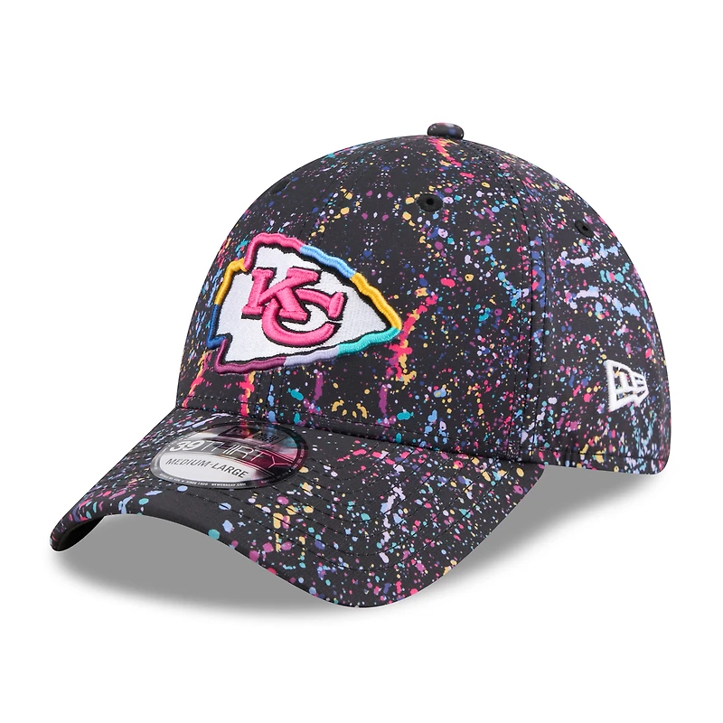 Casquette New Era noire 39THIRTY Flex des Kansas City Chiefs 2025 NFL Crucial Catch pour homme