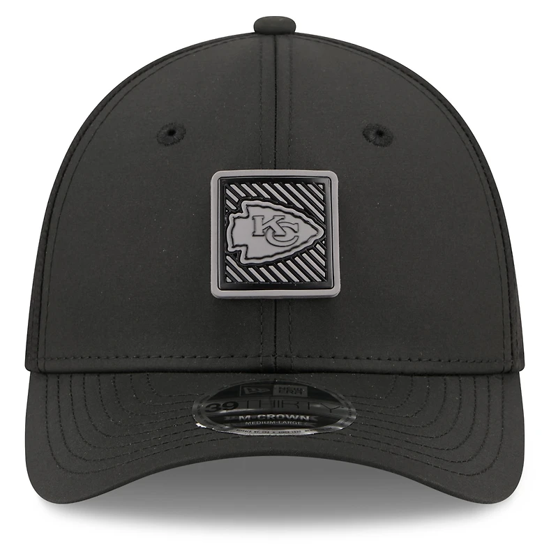 Men's New Era Black Kansas City Chiefs 2026 NFL Training Camp 39THIRTY Flex Hat