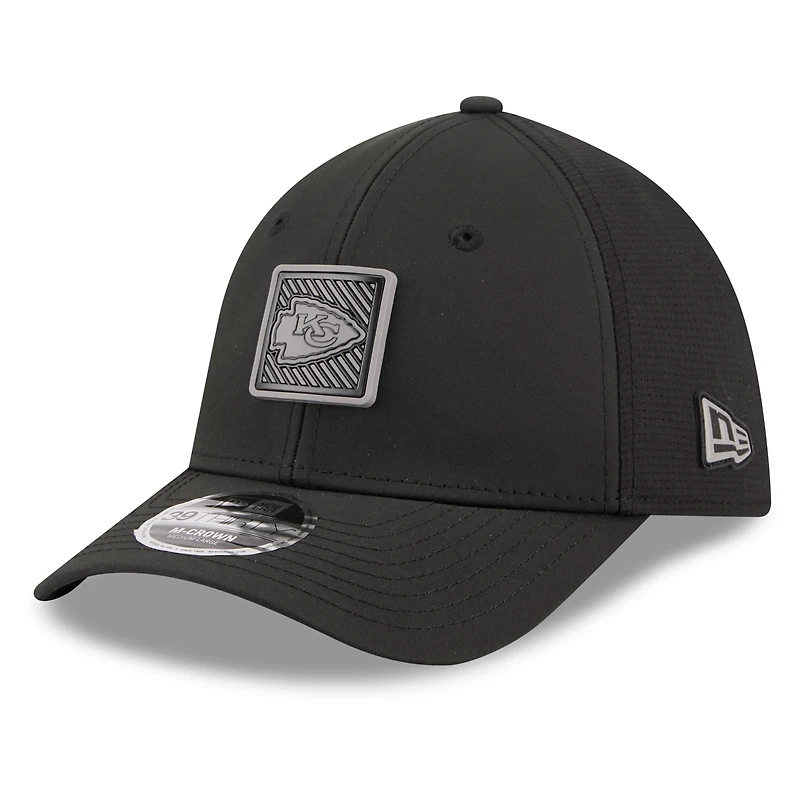 Men's New Era Black Kansas City Chiefs 2026 NFL Training Camp 39THIRTY Flex Hat