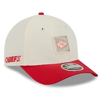 Casquette ajustable New Era crème/rouge Kansas City Chiefs 2026 NFL Training Camp 9FORTY pour homme