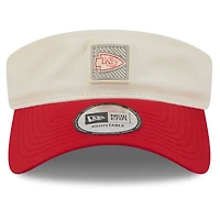 Casquette New Era crème/rouge pour homme, Kansas City Chiefs, camp d'entraînement NFL 2026, visière ajustable