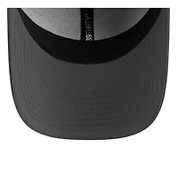 Casquette 39THIRTY Flex grise/graphite New Era pour homme, camp d'entraînement NFL 2025 des Kansas City Chiefs