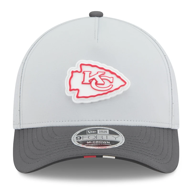 Men's New Era  Gray/Graphite Kansas City Chiefs 2025 NFL Training Camp A-Frame 9FORTY Adjustable Hat