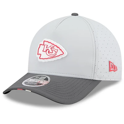 Men's New Era  Gray/Graphite Kansas City Chiefs 2025 NFL Training Camp A-Frame 9FORTY Adjustable Hat