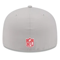 Casquette ajustée 59FIFTY Sideline 2025 des Kansas City Chiefs de New Era pour homme, grise