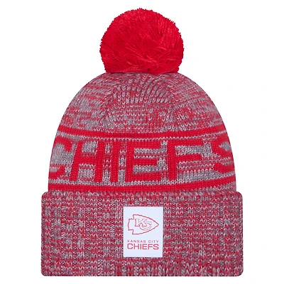Men's New Era Gray Kansas City Chiefs 2025 Sideline Cuffed Knit Hat with Pom