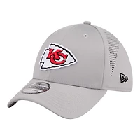 Casquette New Era grise Kansas City Chiefs perforée 39THIRTY Flex pour homme