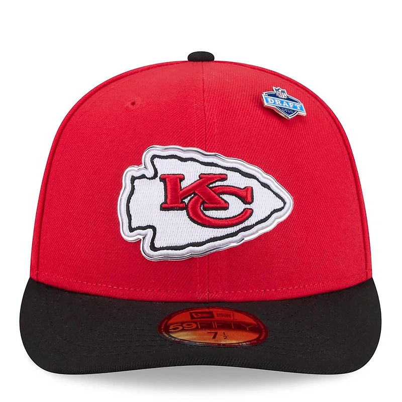 Casquette New Era rouge/noire Kansas City Chiefs, édition spéciale NFL Draft 2026, modèle 59FIFTY pré-courbée.