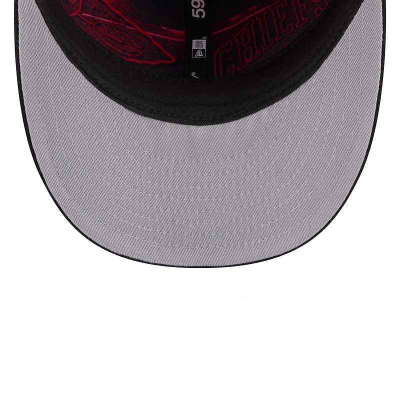 Casquette New Era rouge/noire Kansas City Chiefs, édition spéciale NFL Draft 2026, modèle 59FIFTY pré-courbée.